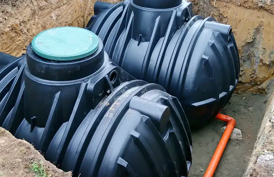 Septiku paigaldamine kaevandisse ekskavaatori abil