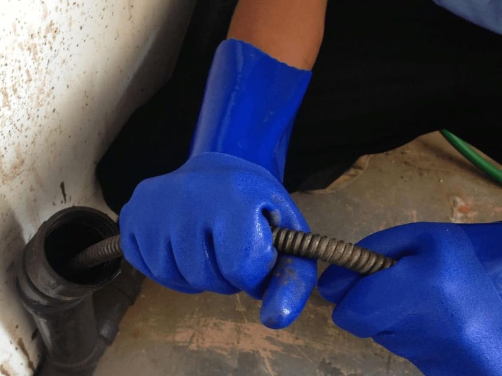 Прочистка засоров любой сложности