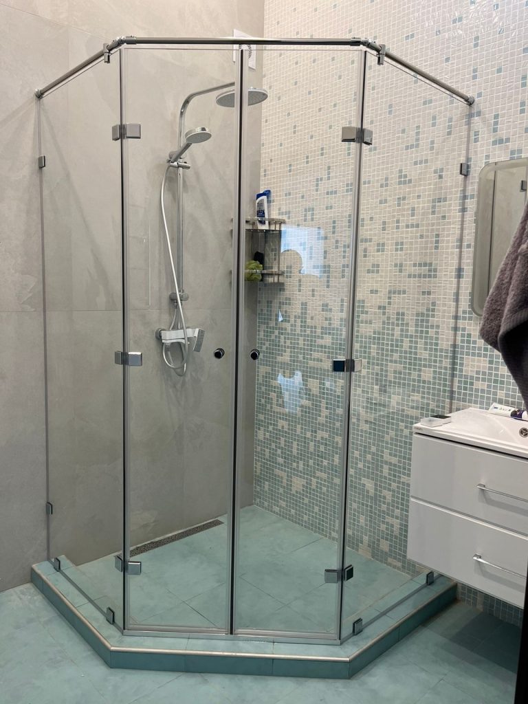 Замена душевой кабины