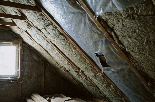 Katuse soojustamine Tallinn – mineraalvill ja aurutõke pööningul